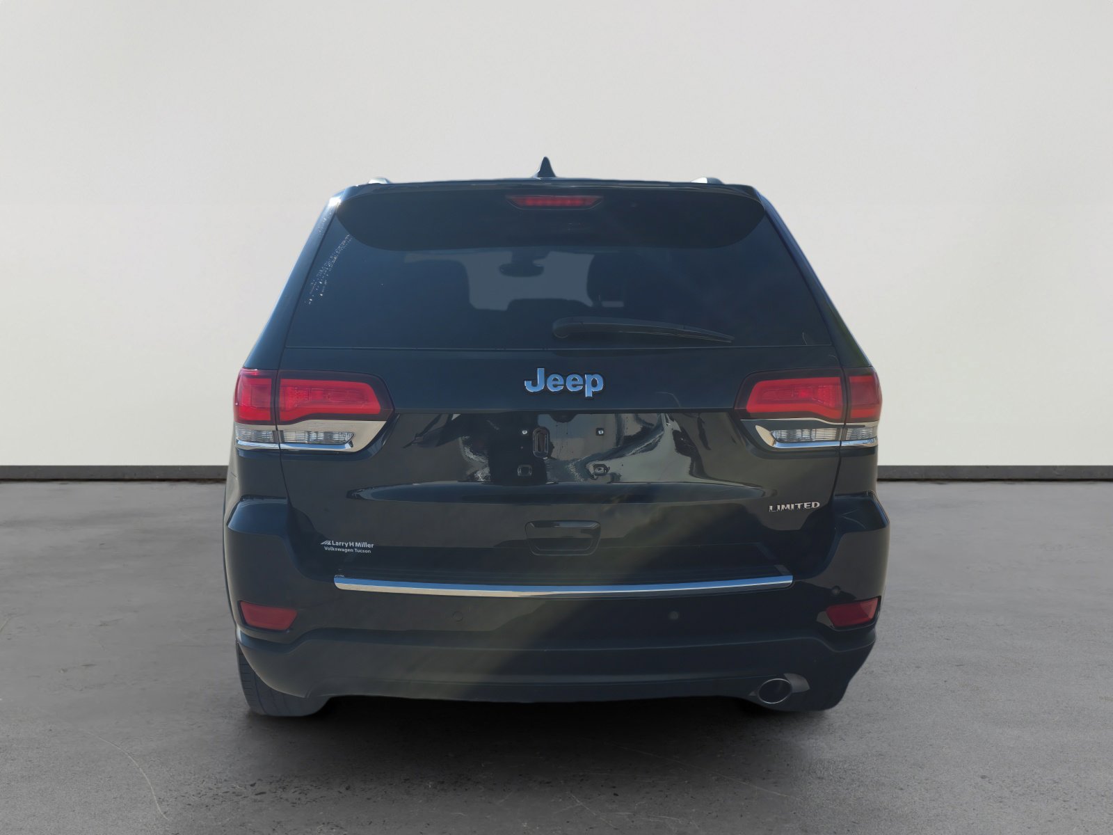 Used 2021 Jeep Grand Cherokee Limited w/ Luxury Group II image 4