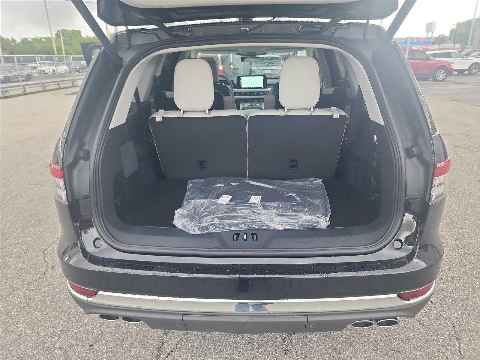 New 2026 Lincoln Aviator 2WD image 20