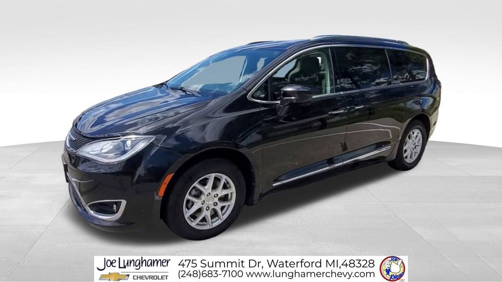 Used 2020 Chrysler Pacifica Touring-L FWD image 4