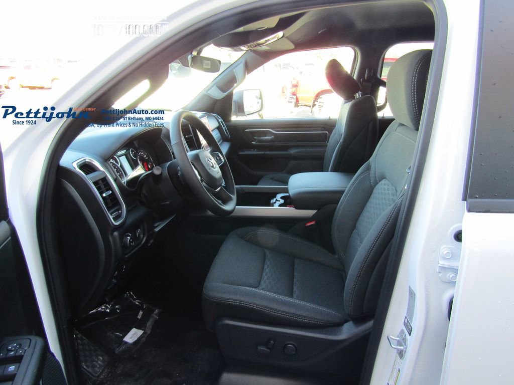 New 2026 RAM 1500 Big Horn w/ Night Edition AWD/4WD image 22