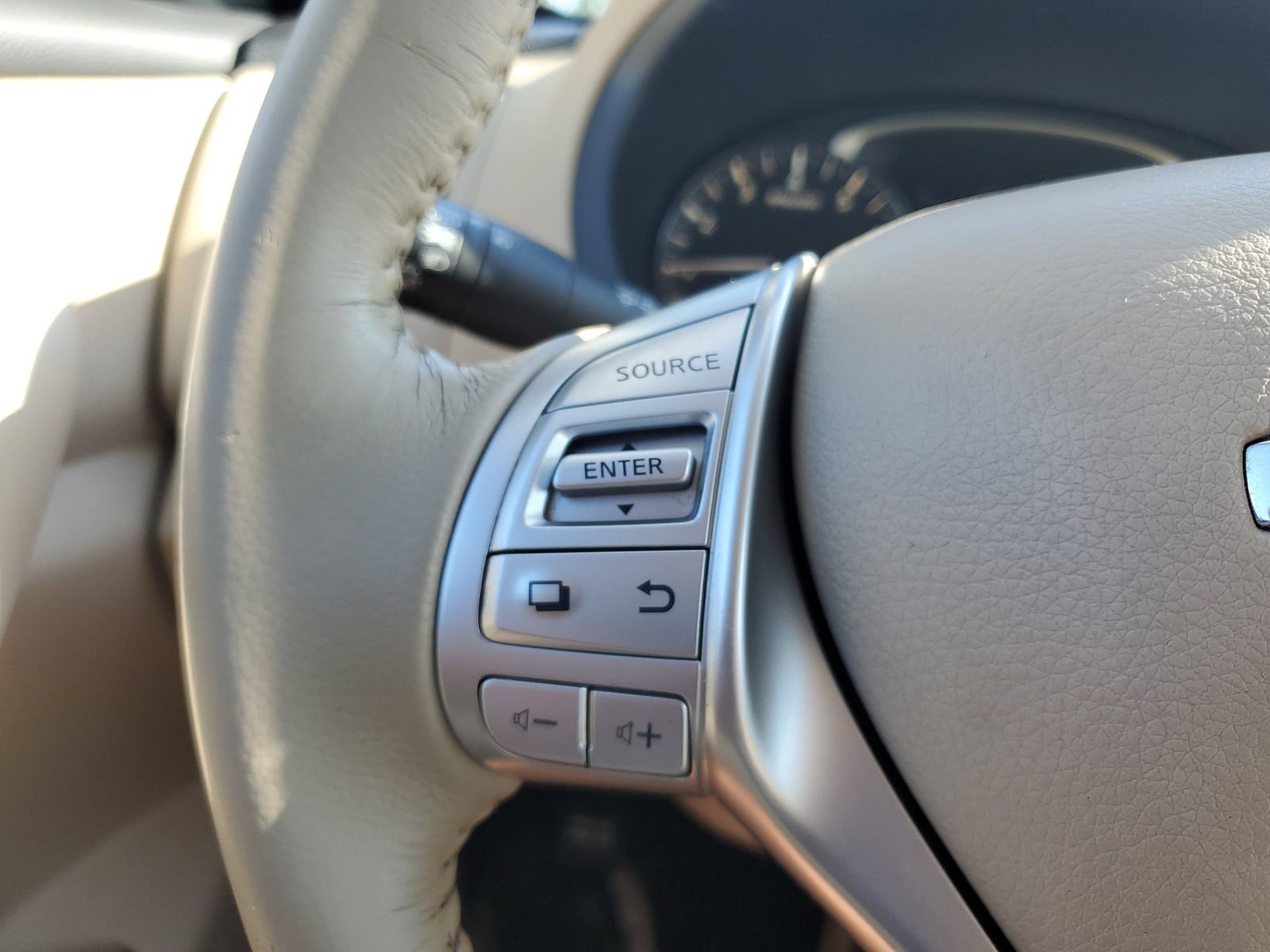 Used 2017 Nissan Altima 2.5 SV FWD image 22