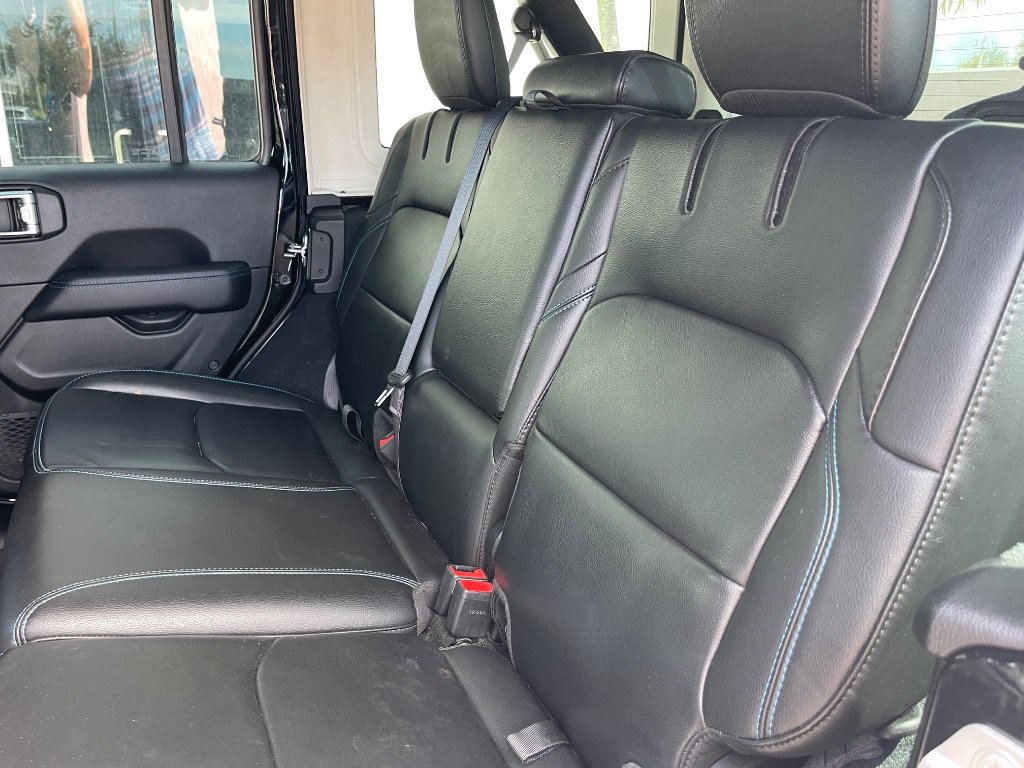Used 2022 Jeep Wrangler Unlimited Rubicon 4xe w/ Safety Group AWD/4WD image 26