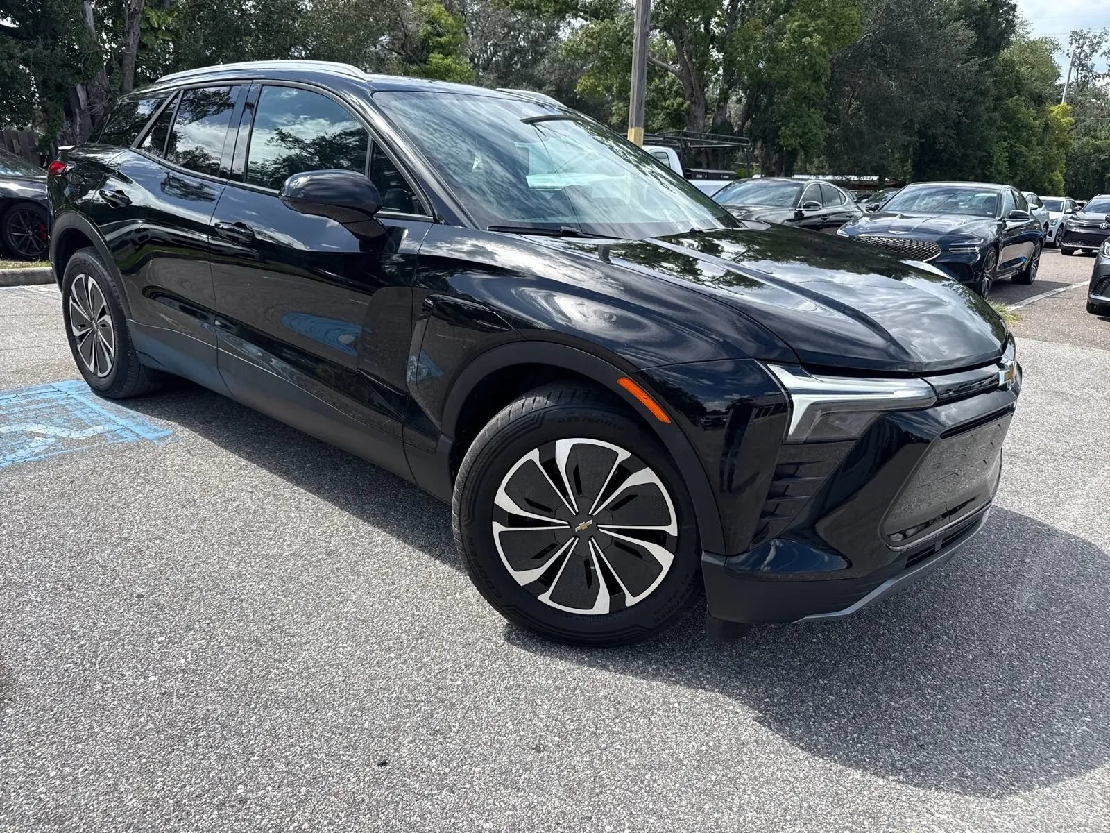 Used 2024 Chevrolet Blazer EV LT AWD/4WD image 6