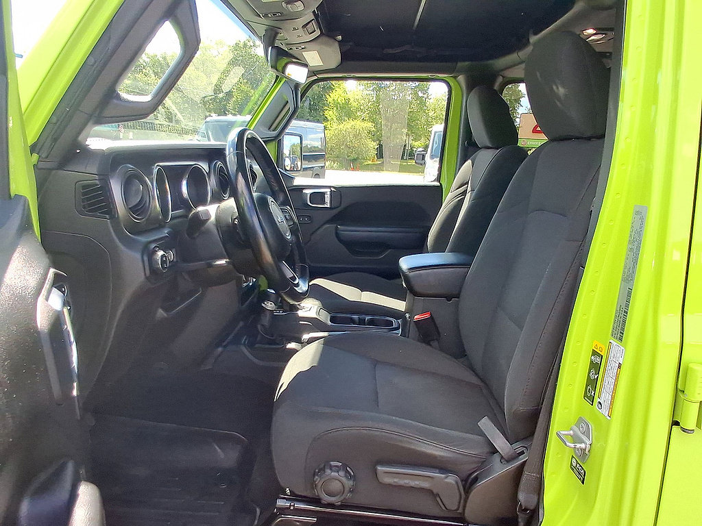 Used 2021 Jeep Gladiator Sport AWD/4WD image 17