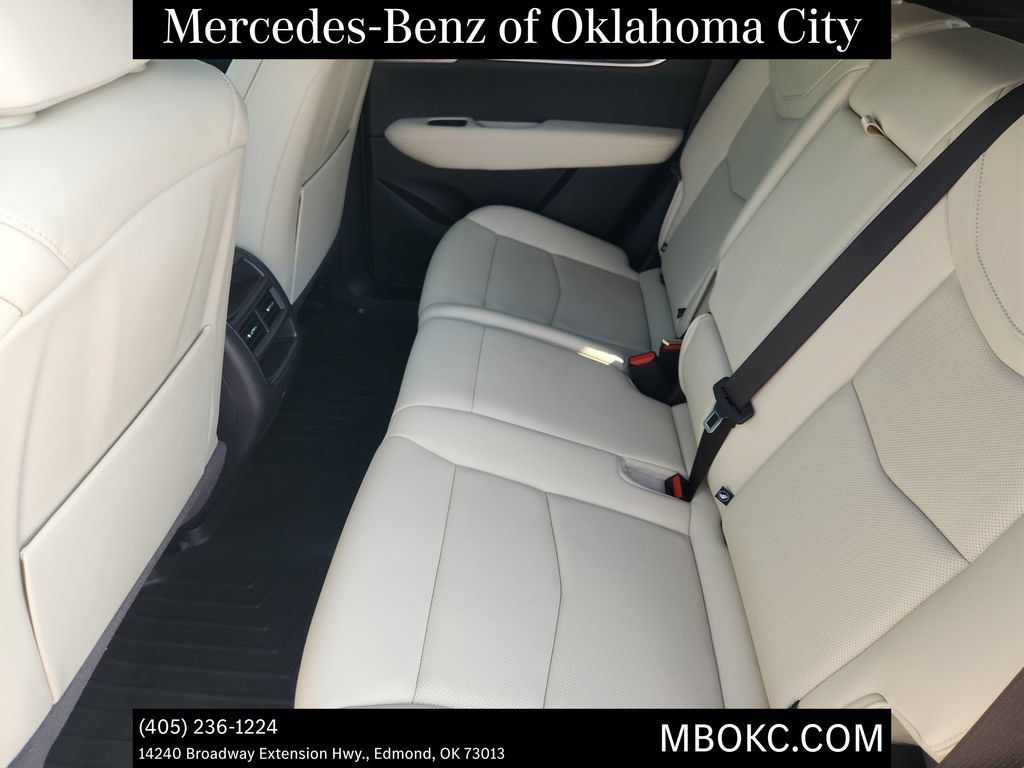 Used 2023 Cadillac XT5 Sportv w/ Technology Package AWD/4WD image 22