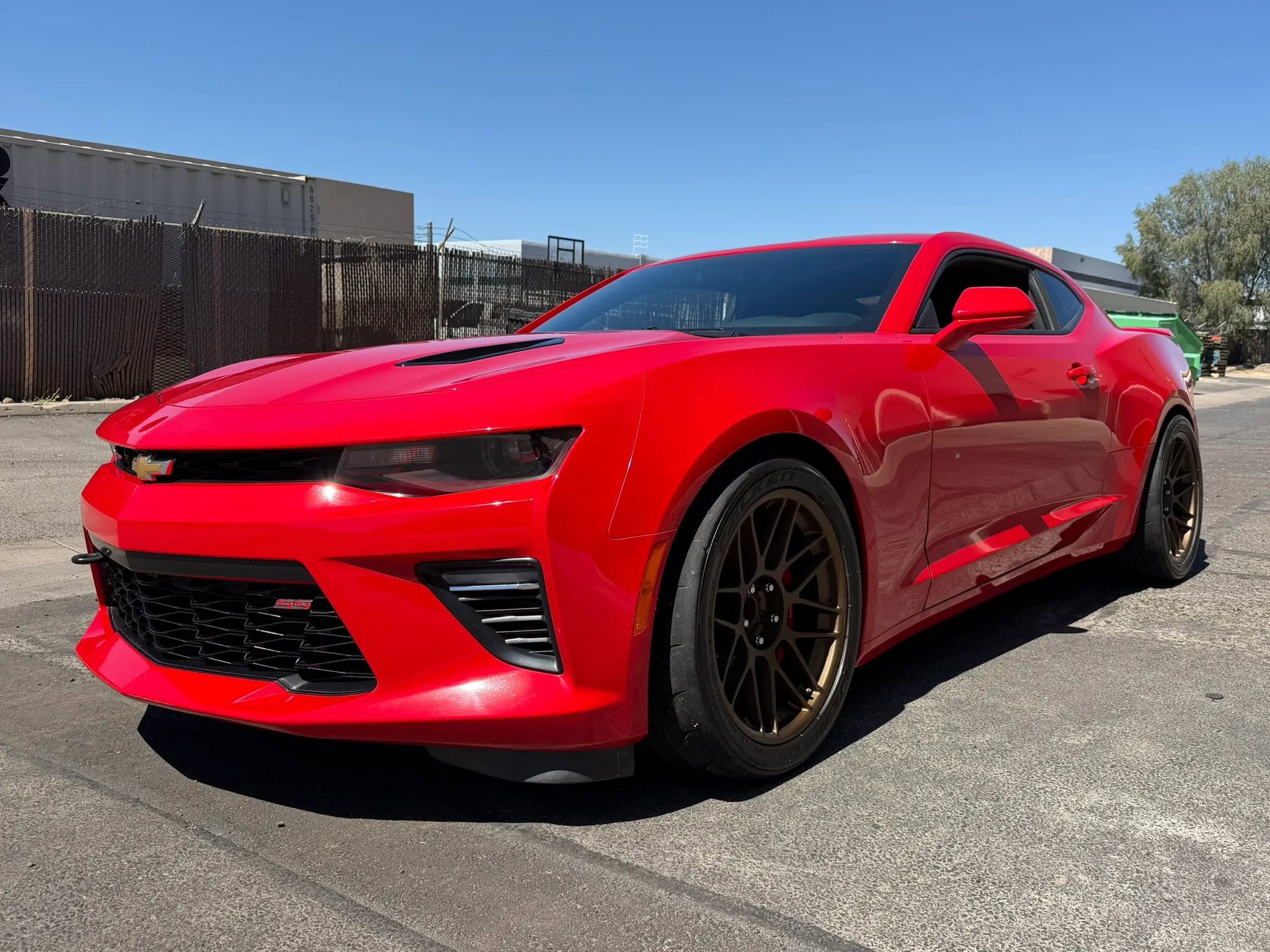 Used 2016 Chevrolet Camaro SS RWD image 5