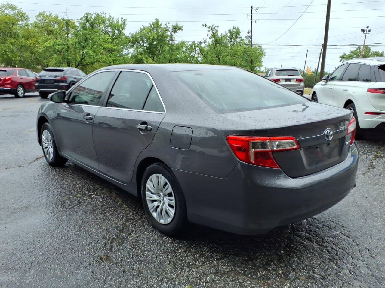 Used 2014 Toyota Camry FWD image 6