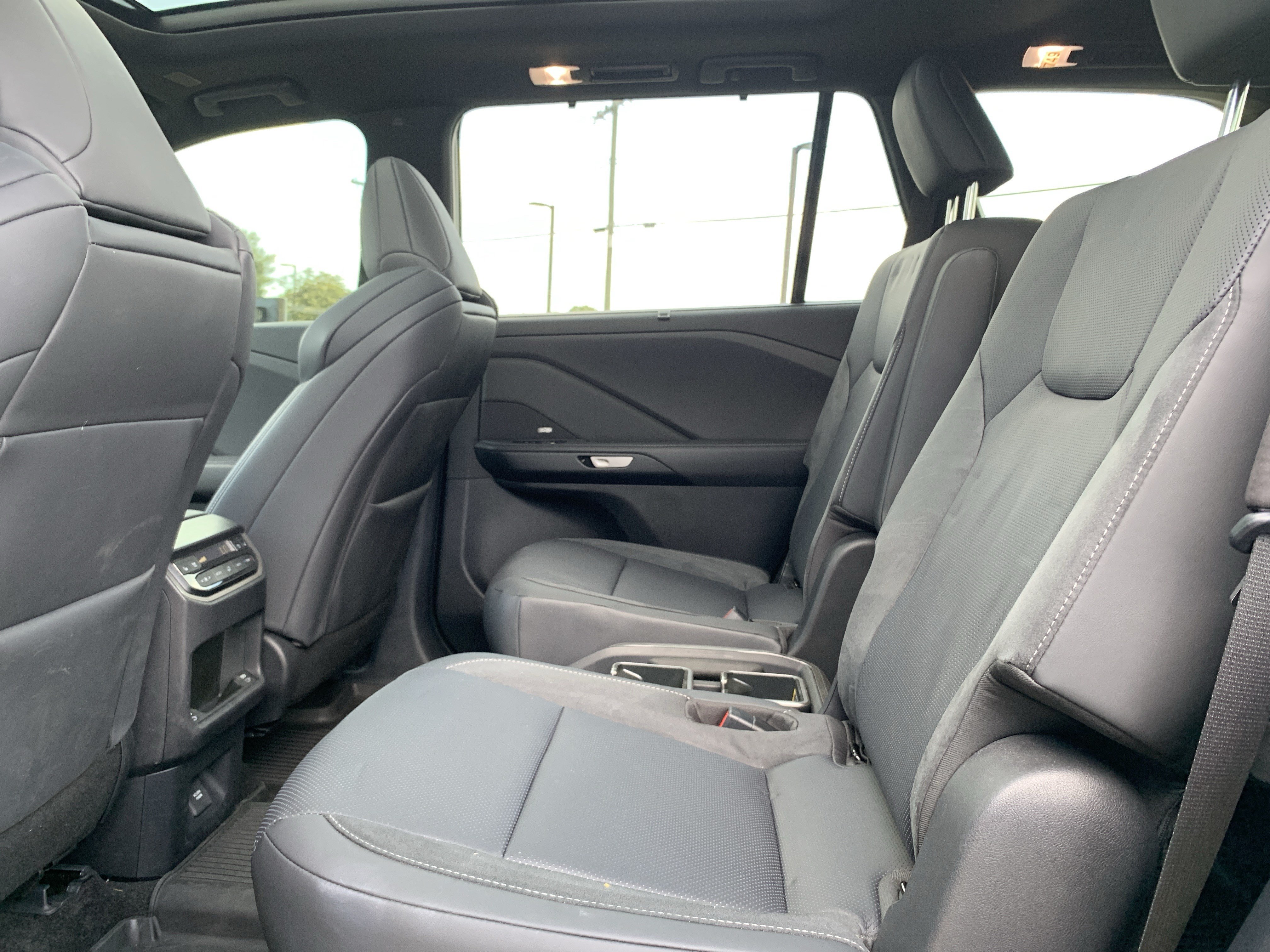 Certified 2026 Lexus TX 500h AWD w/ Technology Package image 32