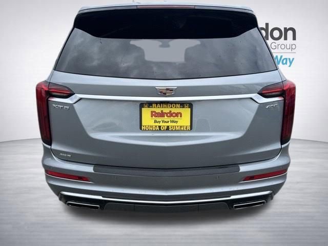 Used 2023 Cadillac XT6 Premium Luxury image 7