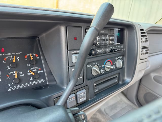 Used 1998 Chevrolet Silverado 1500 4x4 Extended Cab w/ Preferred Equipment Group 2 image 18