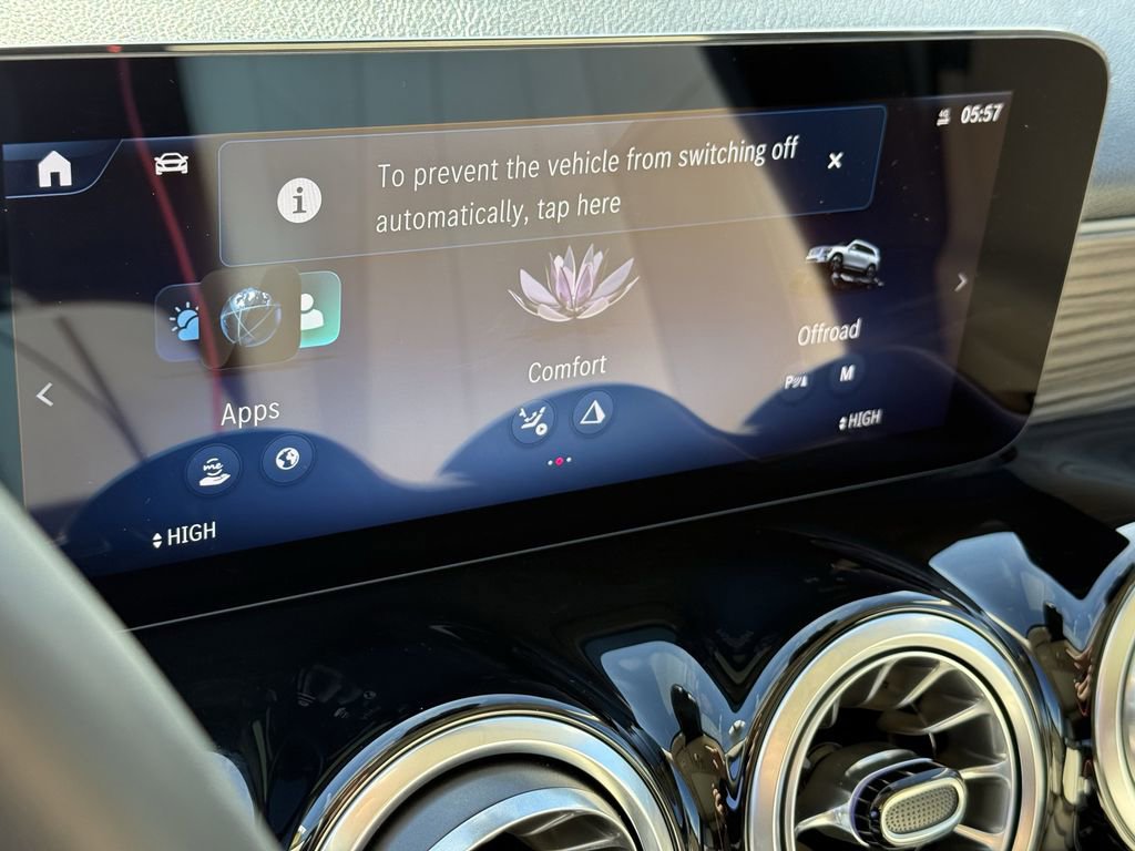 Certified 2025 Mercedes-Benz GLB 250 4MATIC image 35