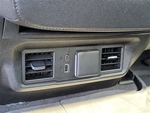 Used 2022 GMC Sierra 1500 Elevation image 16