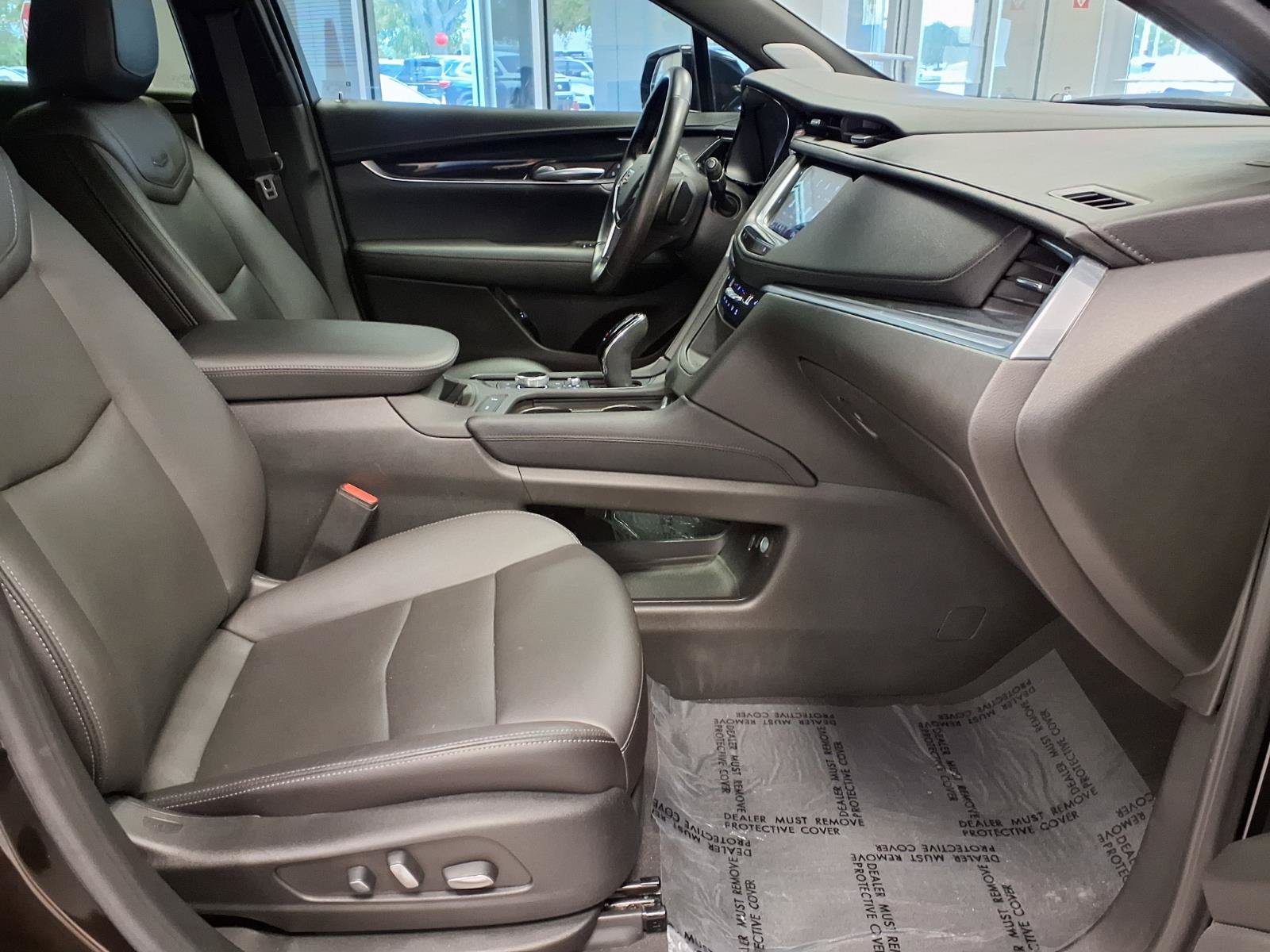 Certified 2024 Cadillac XT5 Premium Luxury FWD image 10