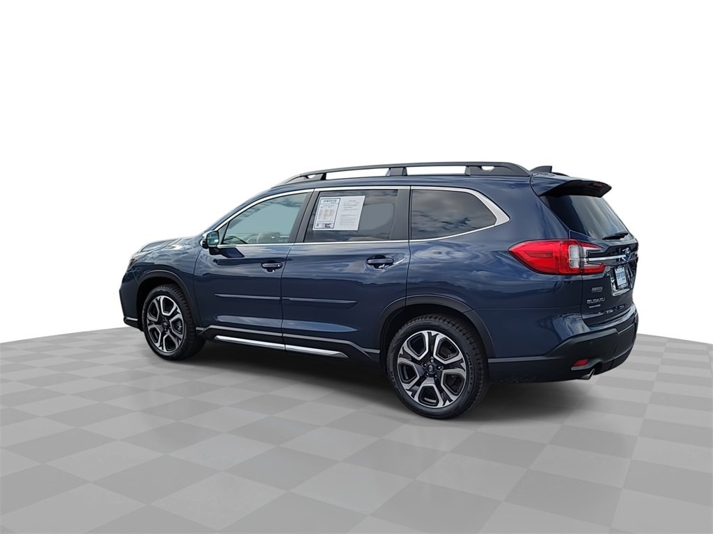 Used 2023 Subaru Ascent Limited w/ Technology Package image 6