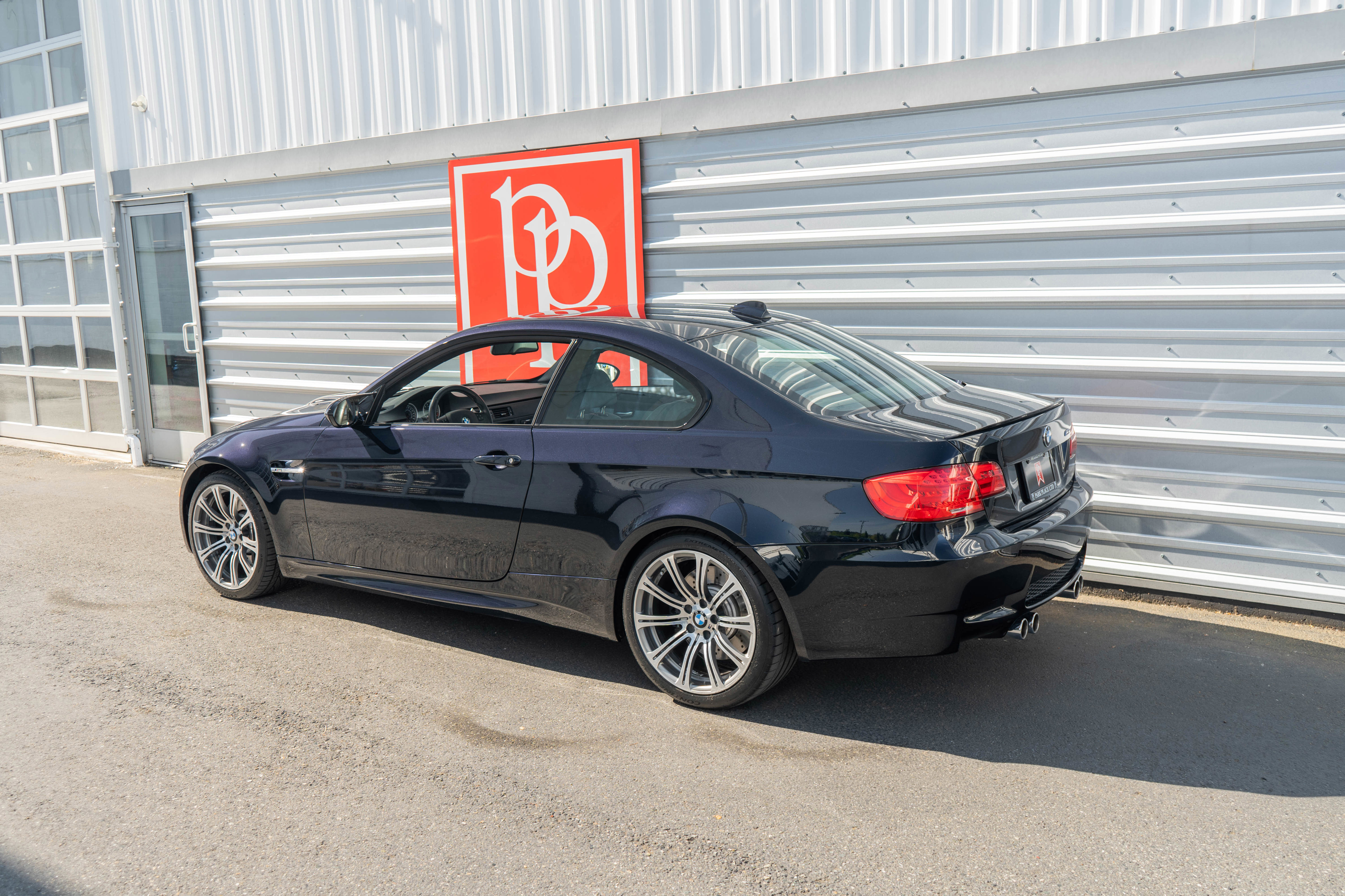 Used 2011 BMW M3 Coupe RWD image 27