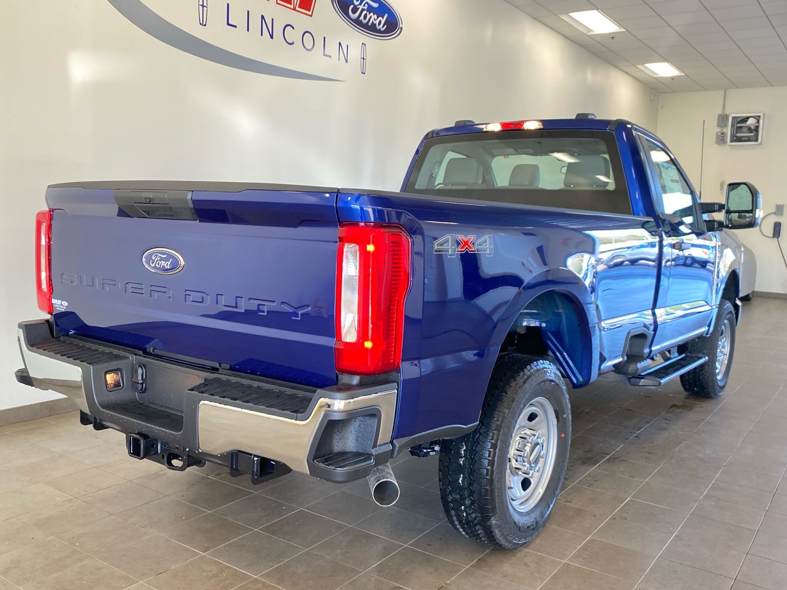 New 2026 Ford F350 XL w/ XL Chrome Package AWD/4WD image 7