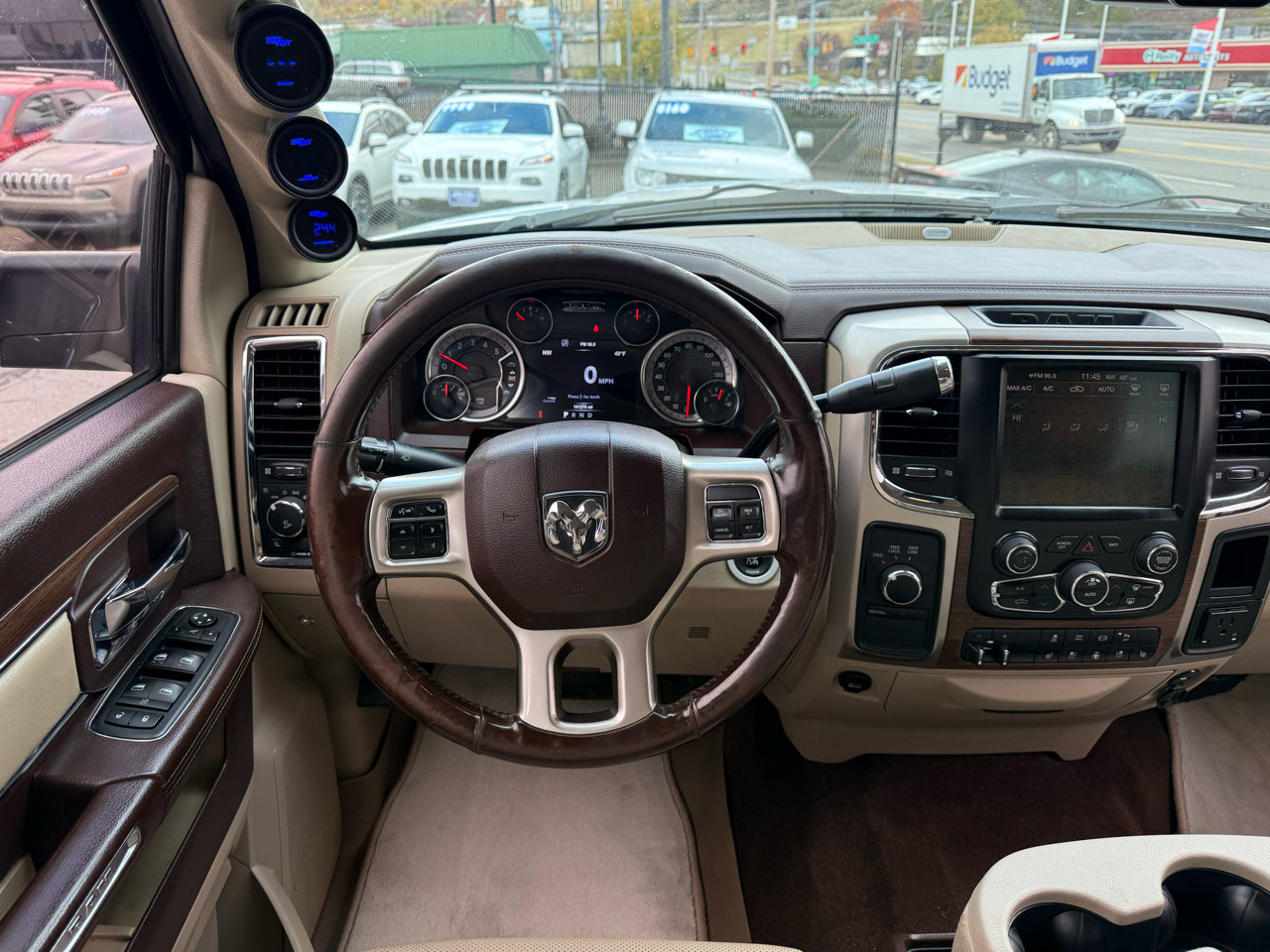 Used 2015 RAM 3500 Laramie w/ Convenience Group image 3