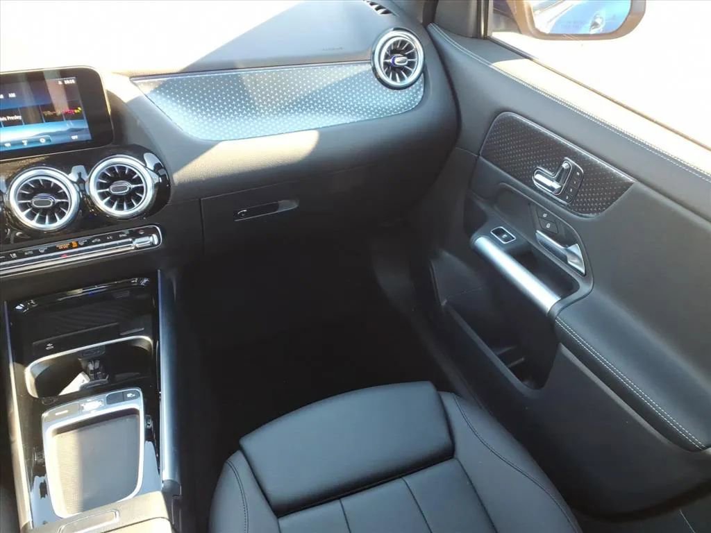 Used 2025 Mercedes-Benz GLA 250 image 19