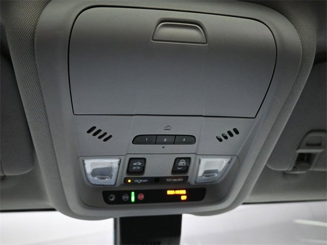 Used 2019 Chevrolet Equinox Premier image 38