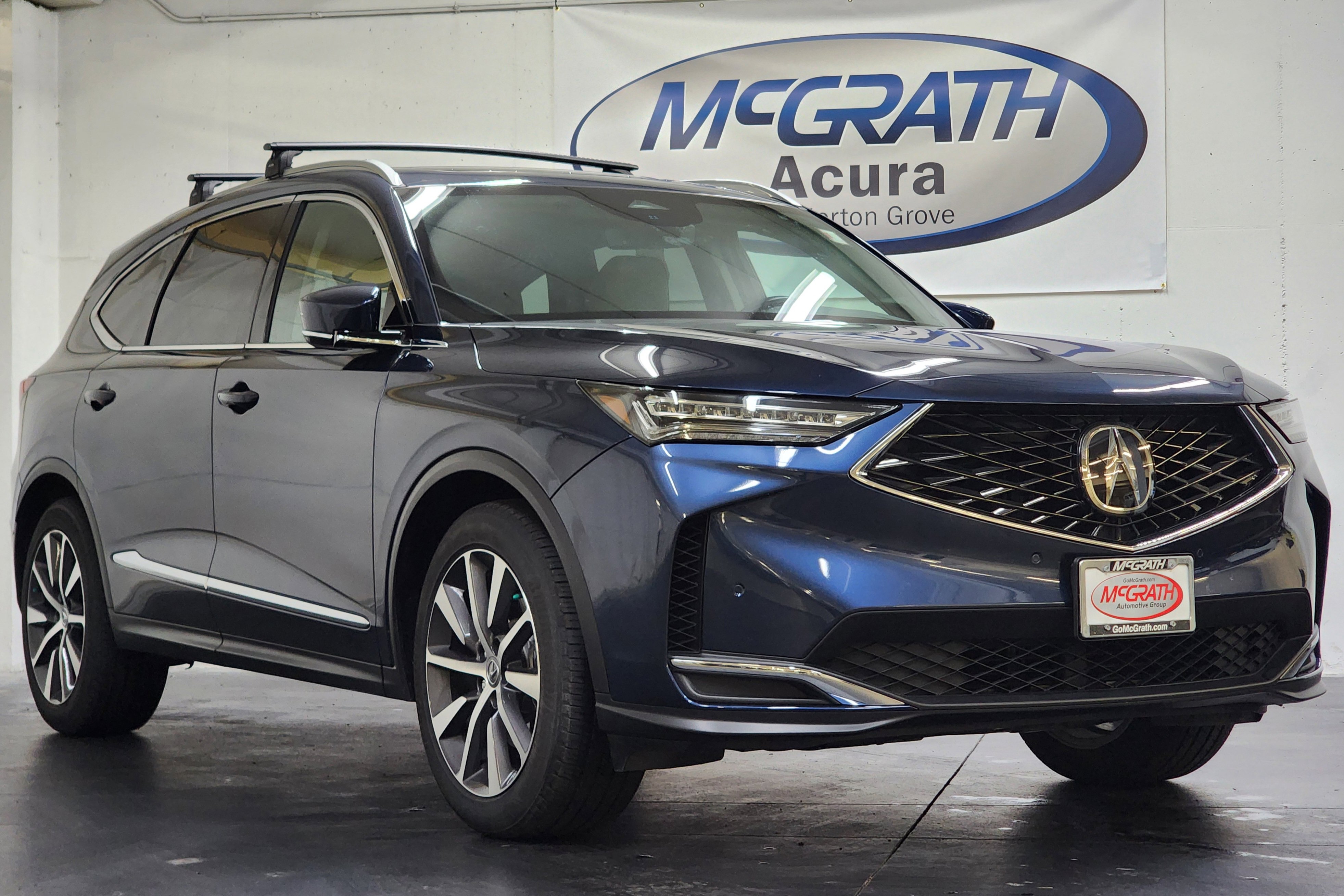 Certified 2025 Acura MDX SH-AWD w/ Technology Package image 2