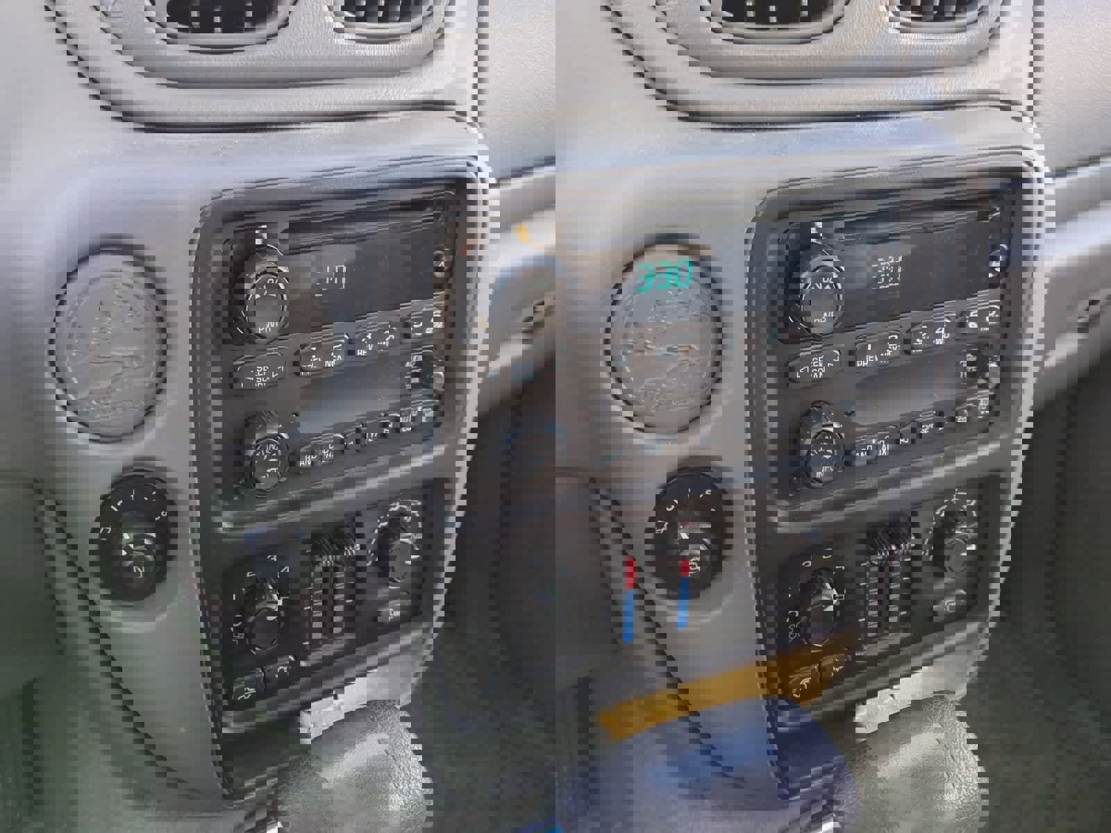 Used 2008 Chevrolet TrailBlazer LT w/ Sun And Sound Package image 27