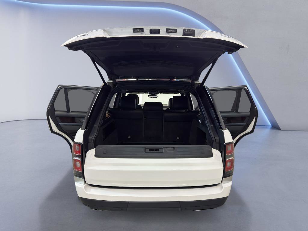 Used 2020 Land Rover Range Rover HSE image 12