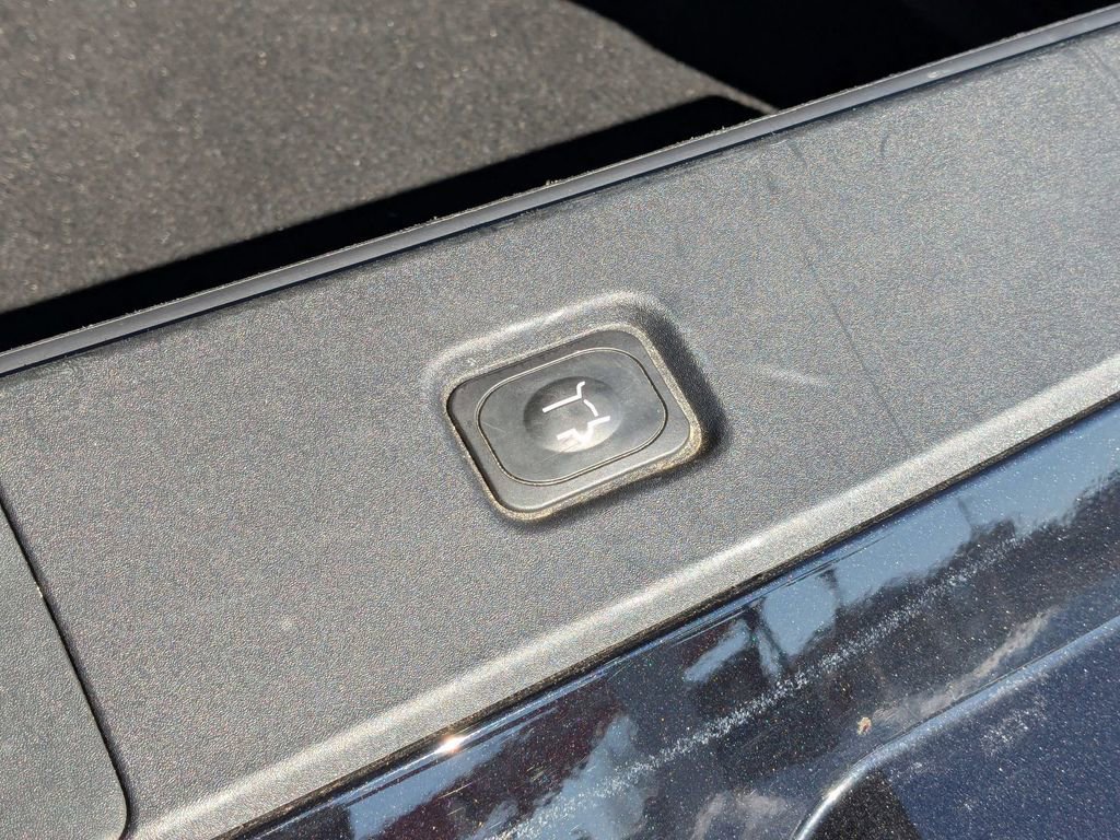 Used 2025 Ford Expedition Max Platinum image 39