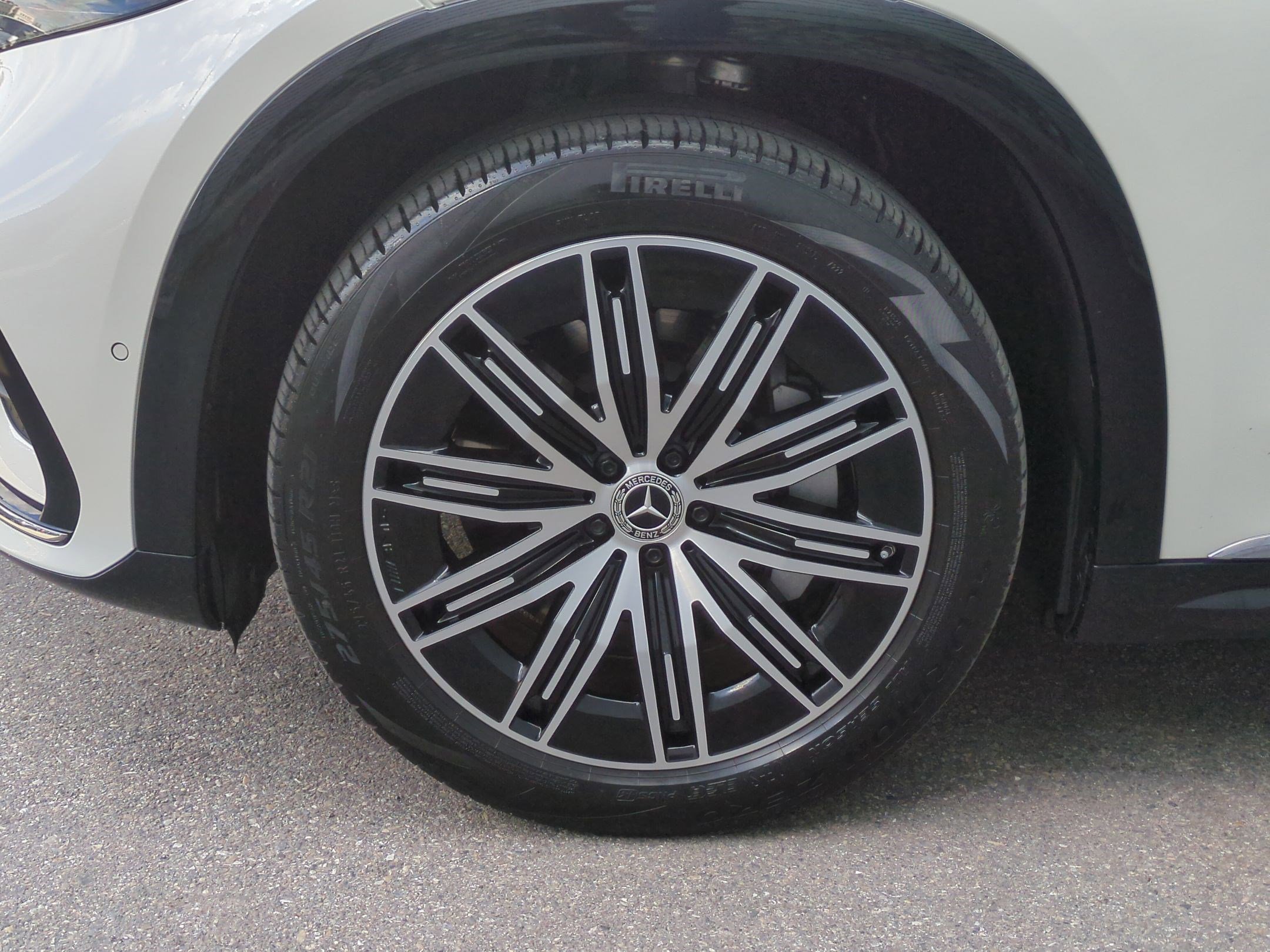 Used 2023 Mercedes-Benz EQS 450+ 4MATIC SUV image 11