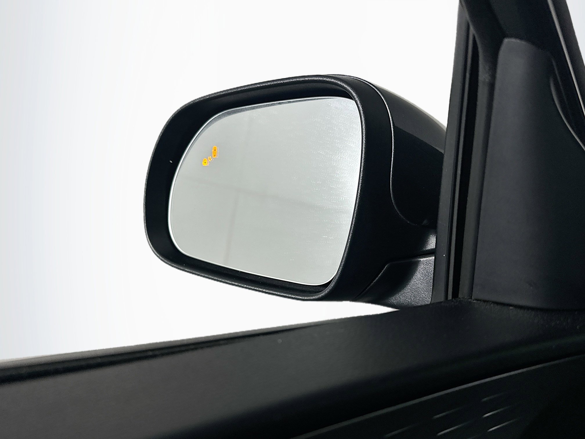 Used 2025 Kia Soul LX w/ LX Technology Package FWD image 16