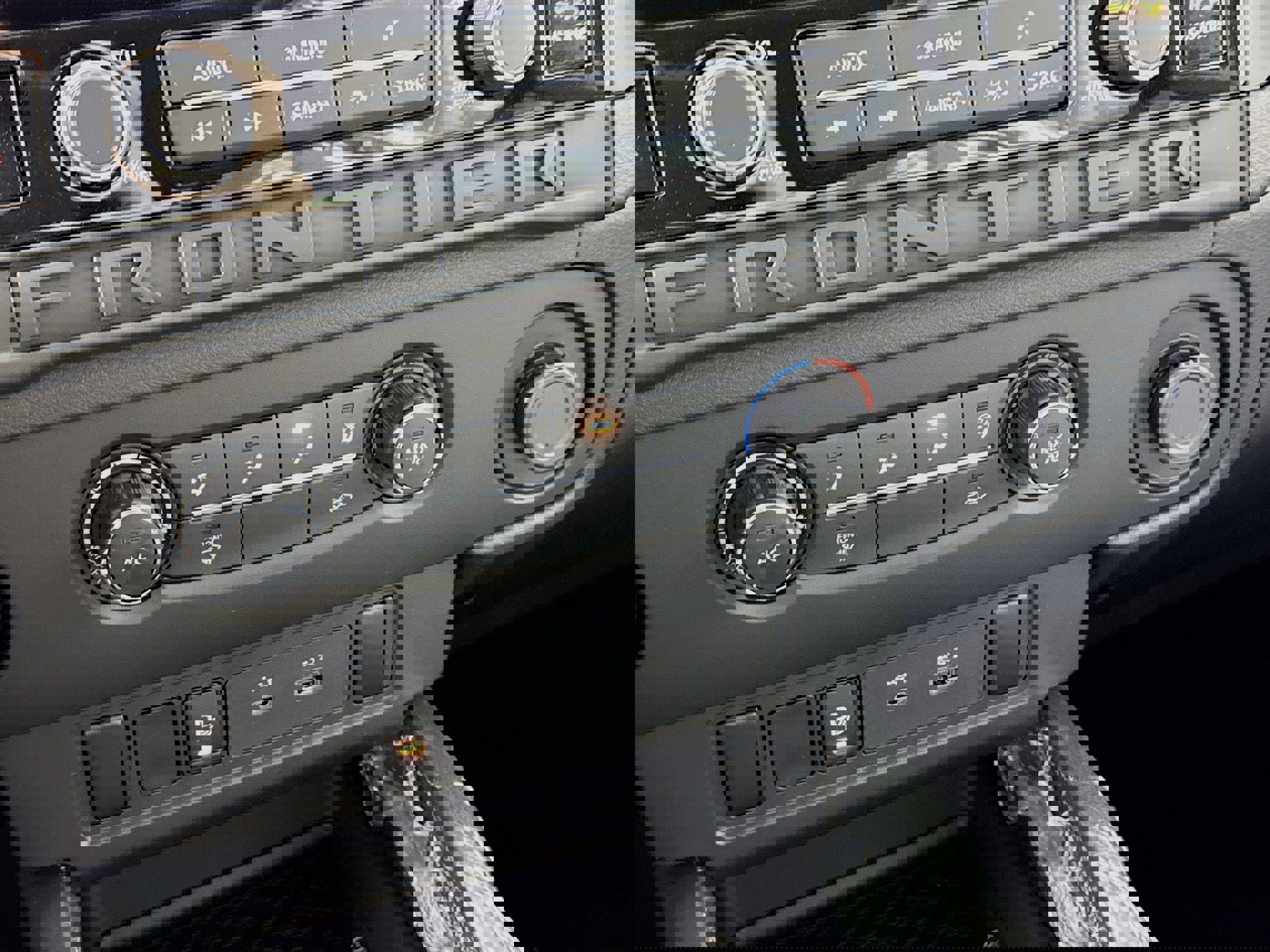 Used 2026 Nissan Frontier S image 17