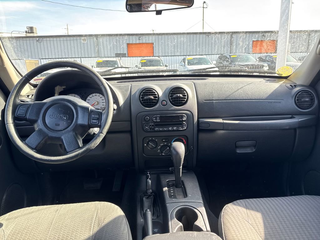 Used 2004 Jeep Liberty Sport w/ PWR Convenience Group AWD/4WD image 12