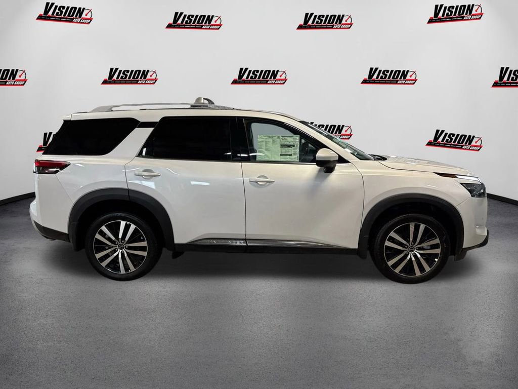 New 2025 Nissan Pathfinder Platinum w/ Cargo Package image 4