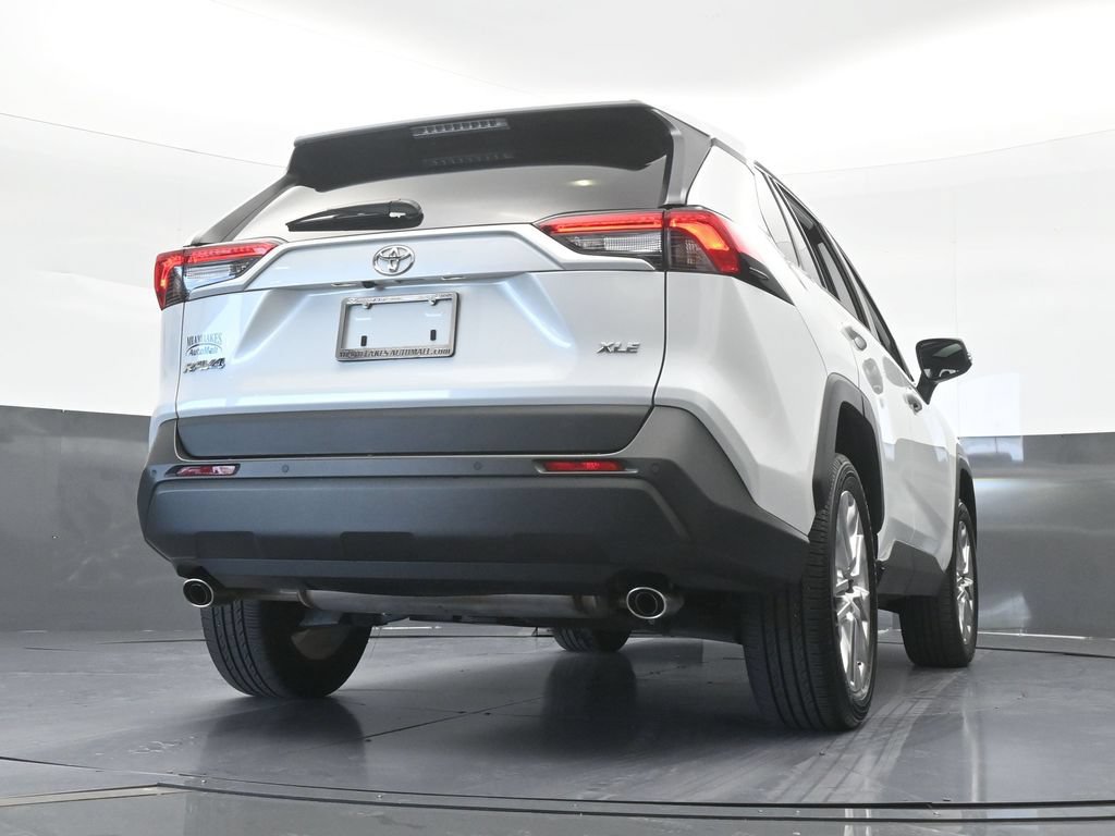 Used 2025 Toyota RAV4 XLE Premium FWD image 56