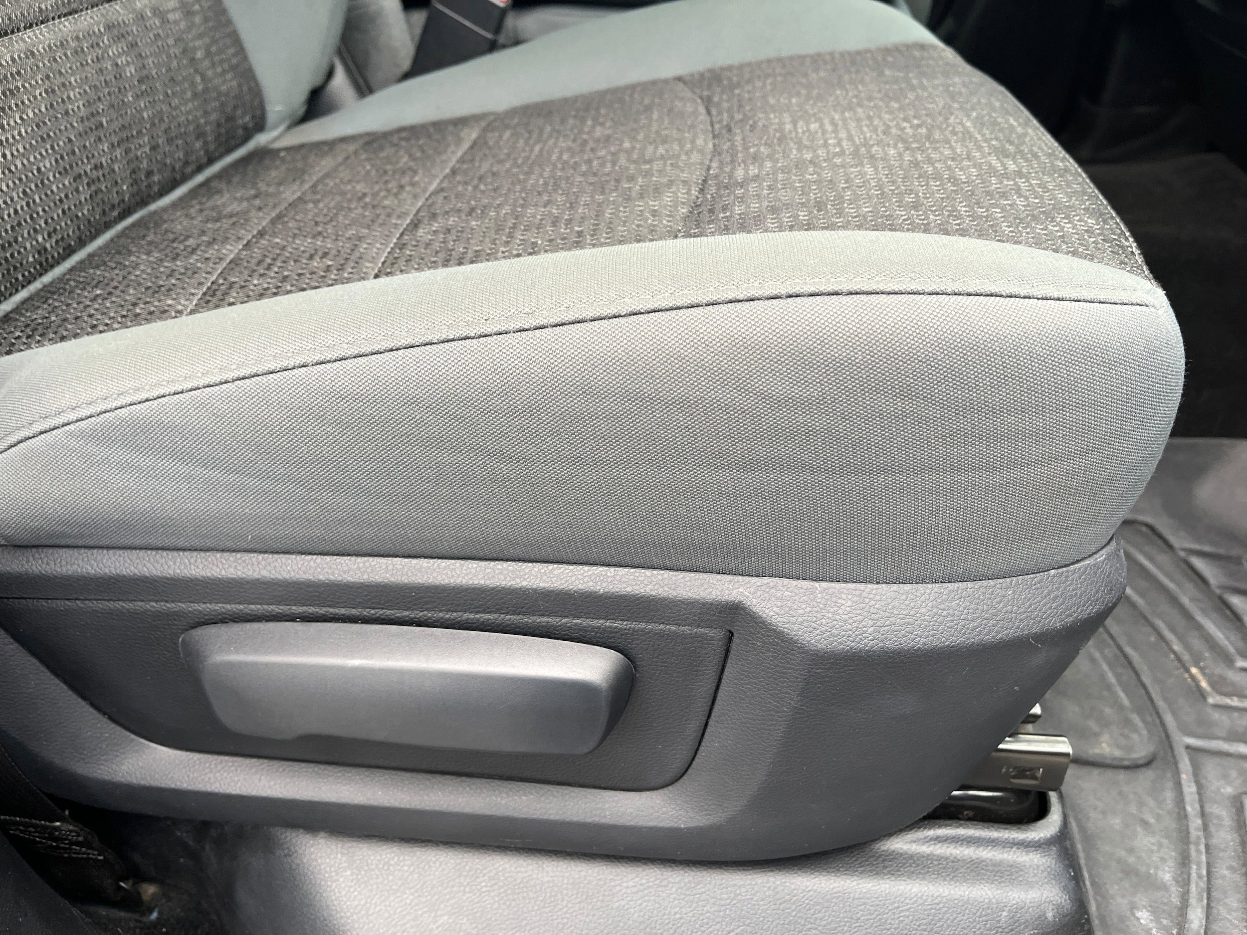 Used 2014 RAM 2500 Big Horn AWD/4WD image 16