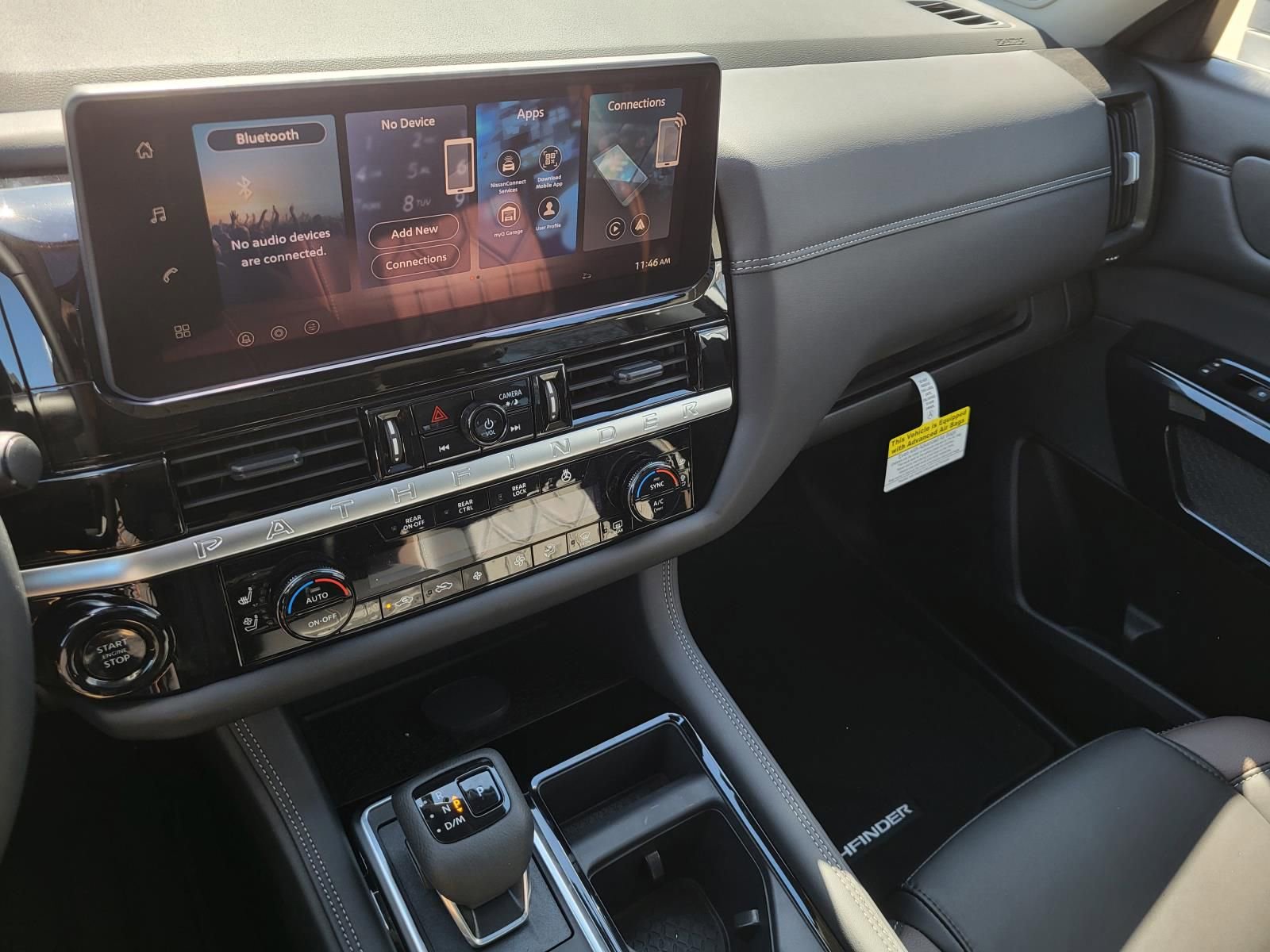 New 2026 Nissan Pathfinder Platinum image 3