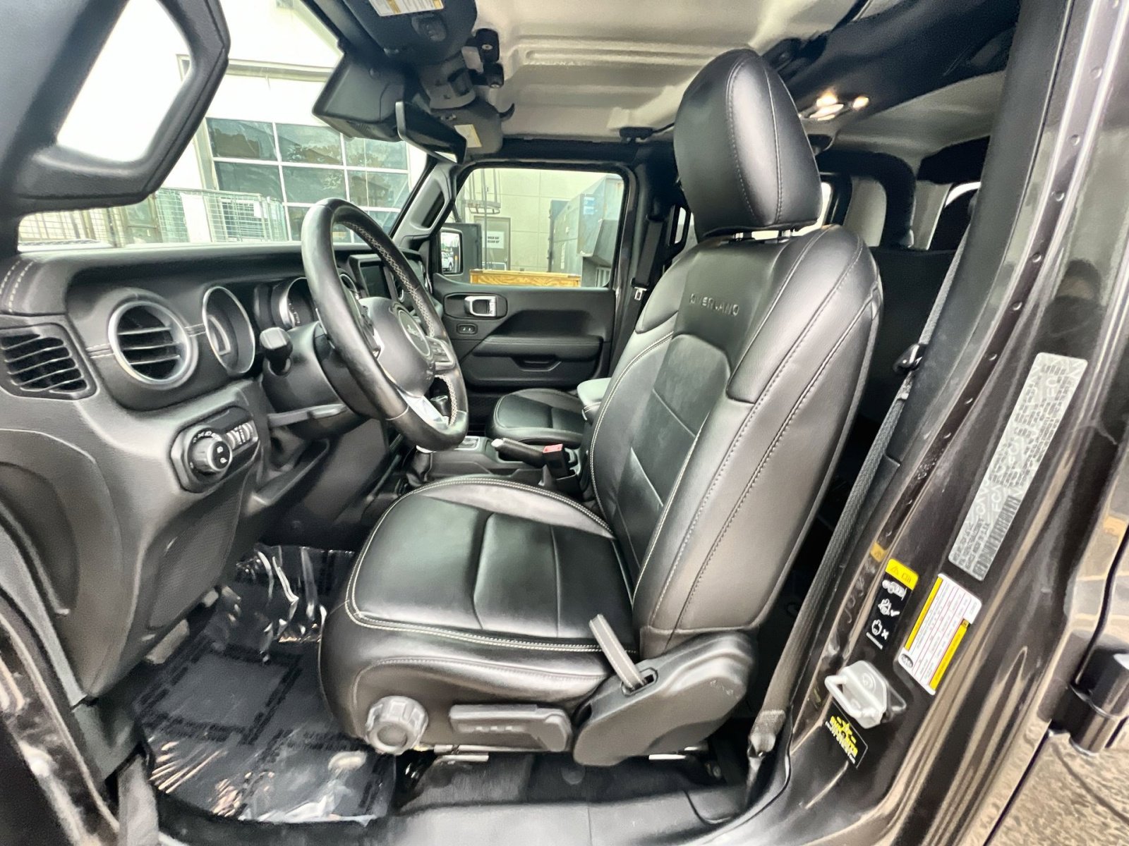 Used 2020 Jeep Gladiator Overland w/ Popular Equipment Package image 13