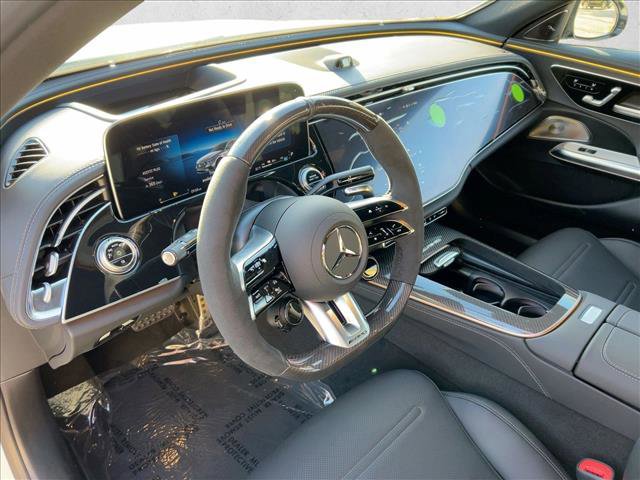 New 2026 Mercedes-Benz E 53 AMG e 4MATIC Sedan image 3