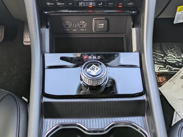 New 2025 Jeep Grand Cherokee Altitude image 17