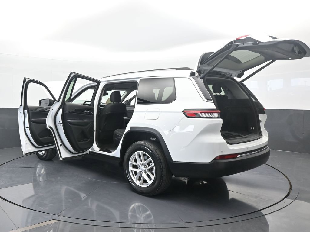 Used 2023 Jeep Grand Cherokee L Laredo w/ Luxury Tech Group I image 78