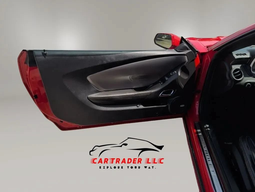 Used 2015 Chevrolet Camaro SS w/ RS Package RWD image 18