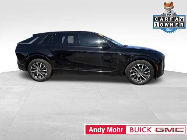 Used 2025 Cadillac Lyriq Sport AWD/4WD image 13