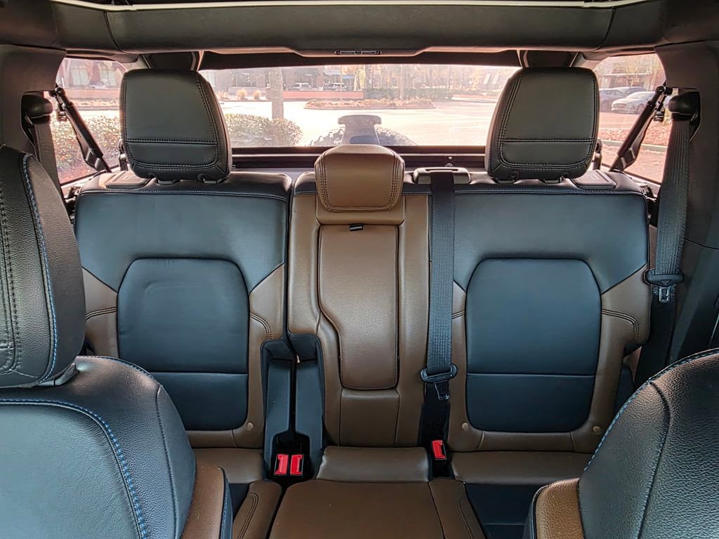 Used 2023 Ford Bronco Outer Banks w/ Sasquatch Package image 26