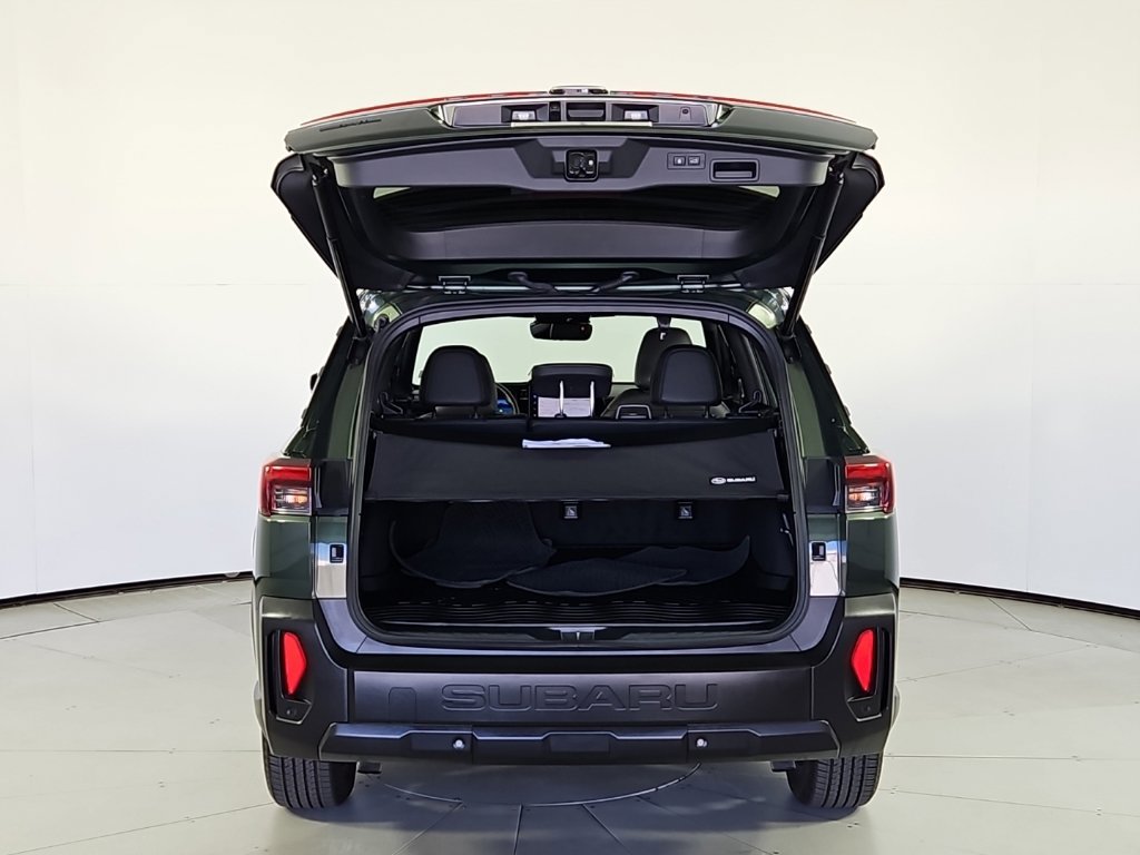 Certified 2026 Subaru Outback Limited XT AWD/4WD image 9