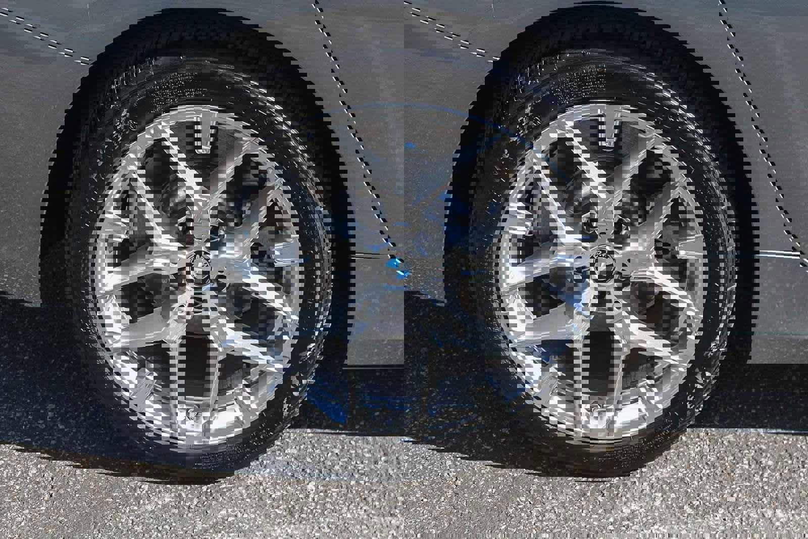 Certified 2025 BMW 330i Sedan w/ Premium Package image 8