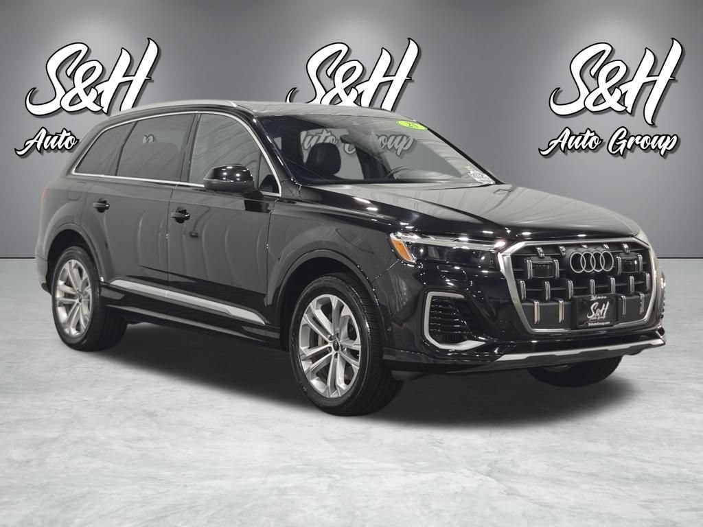 Used 2025 Audi Q7 3.0T Premium Plus AWD/4WD image 2