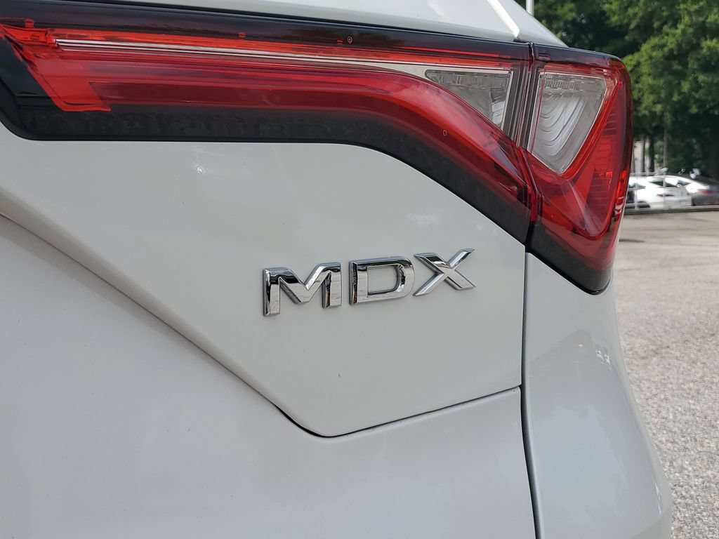 Certified 2024 Acura MDX w/ Technology Package FWD image 8