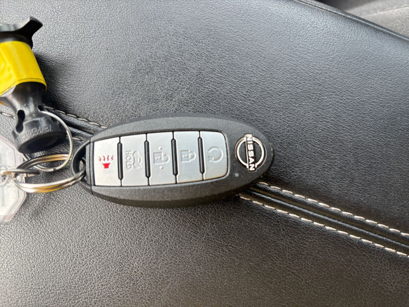 Used 2025 Nissan Altima 2.5 SV FWD image 24
