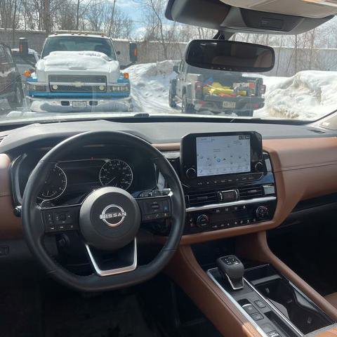 Certified 2022 Nissan Pathfinder Platinum w/ Cargo Package image 8