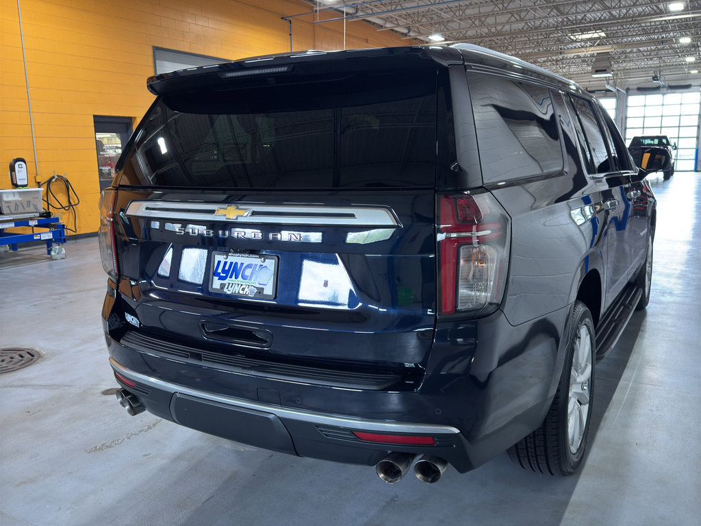 Used 2022 Chevrolet Suburban High Country AWD/4WD image 5