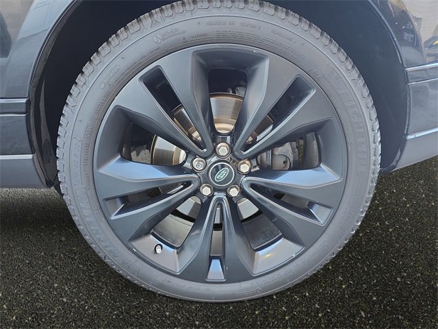 Used 2021 Land Rover Range Rover Autobiography Fifty Edition image 31